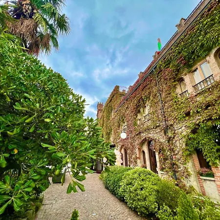 Al Castello Wellness فندق Cividale del Friuli