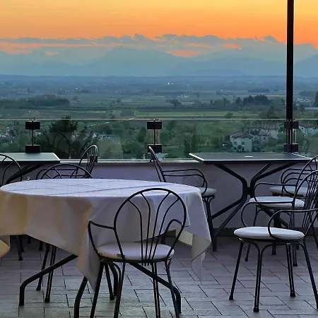 Hotel Al Castello Wellness 4*