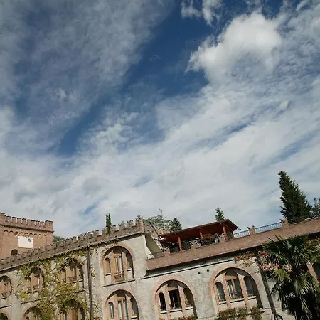 فندق Al Castello Wellness 4*