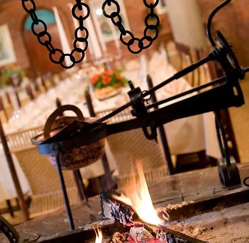 Al Castello Wellness Szálloda